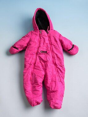 CANADA WEATHER GEAR Baby Pink Snowsuit size 6/9 Months